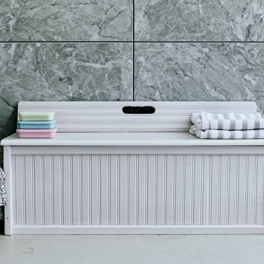 Wasmand met twee vakken van hout, kleur wit
